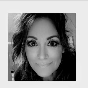 Meet your Posher, Jacqueline